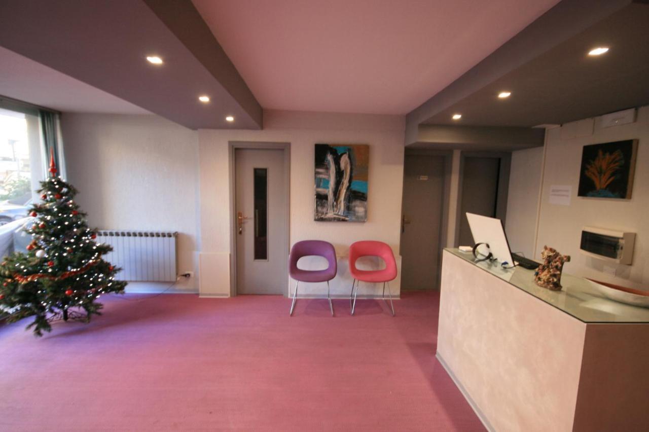 Casa Vacanze Cucciolo Ρίμινι Εξωτερικό φωτογραφία